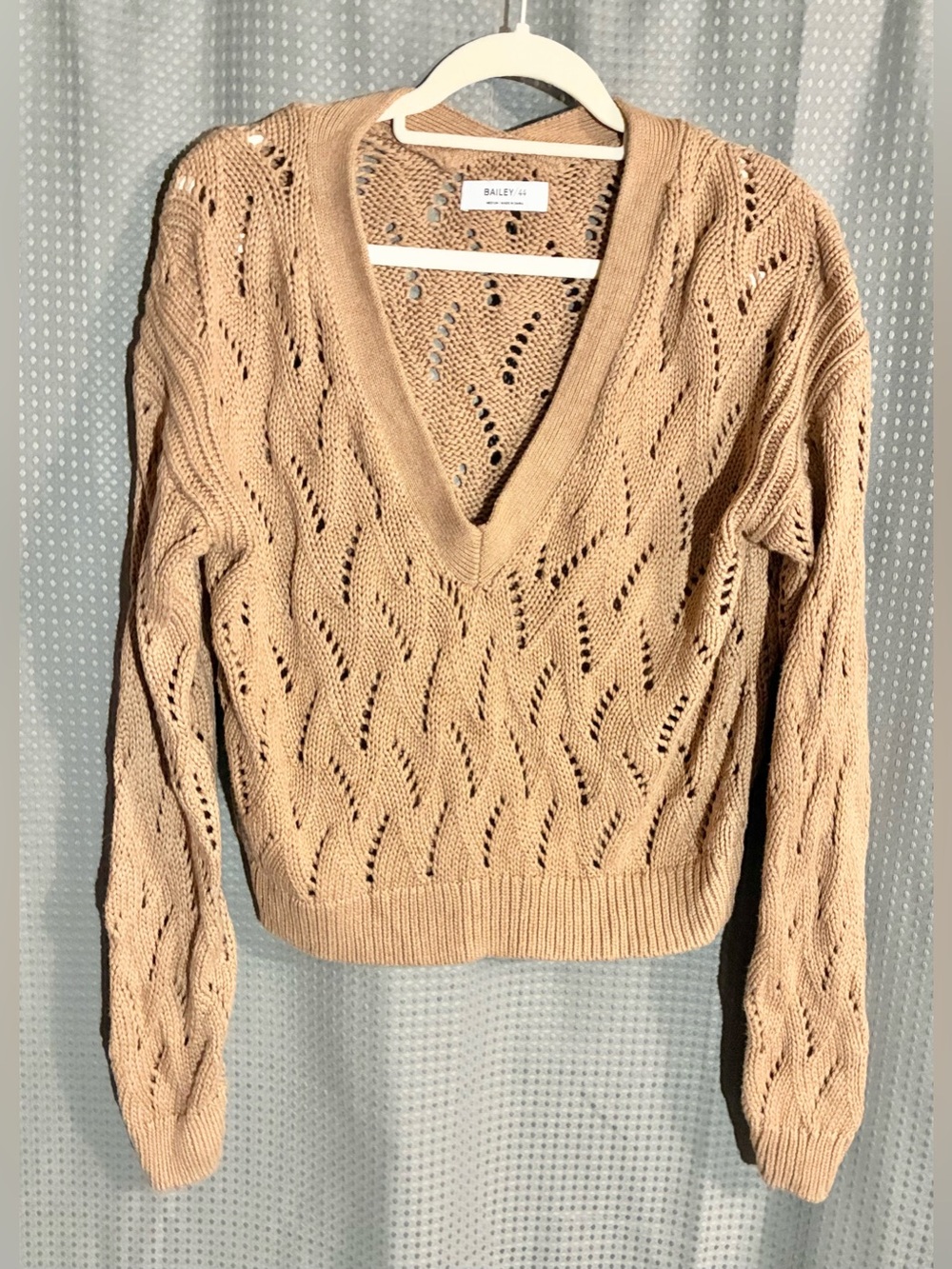 Bailey 44 V-Neck Open Knit Sweater Sz M Beige Brown Cotton Silk Blend Basic - Picture 1 of 11